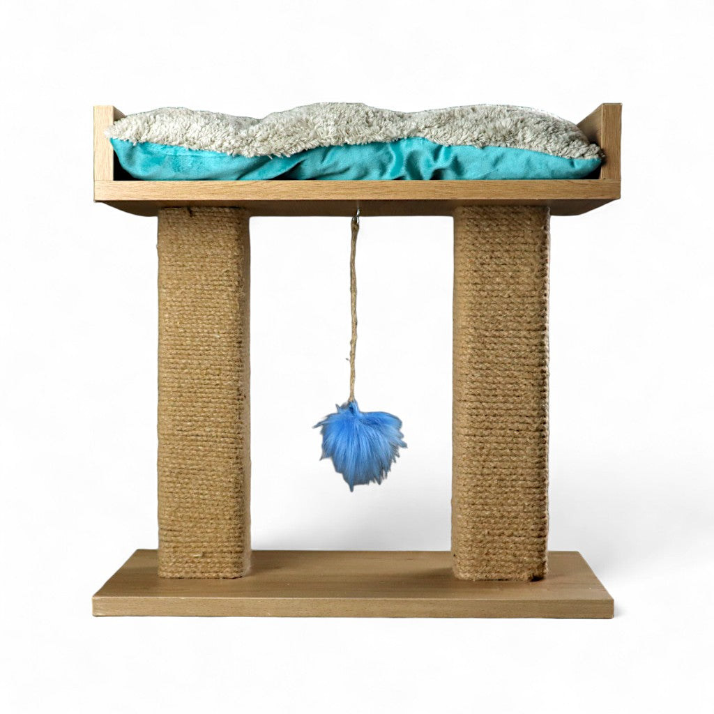 Petmoda Scratching Post and Play Tower With bed in roof With catnip