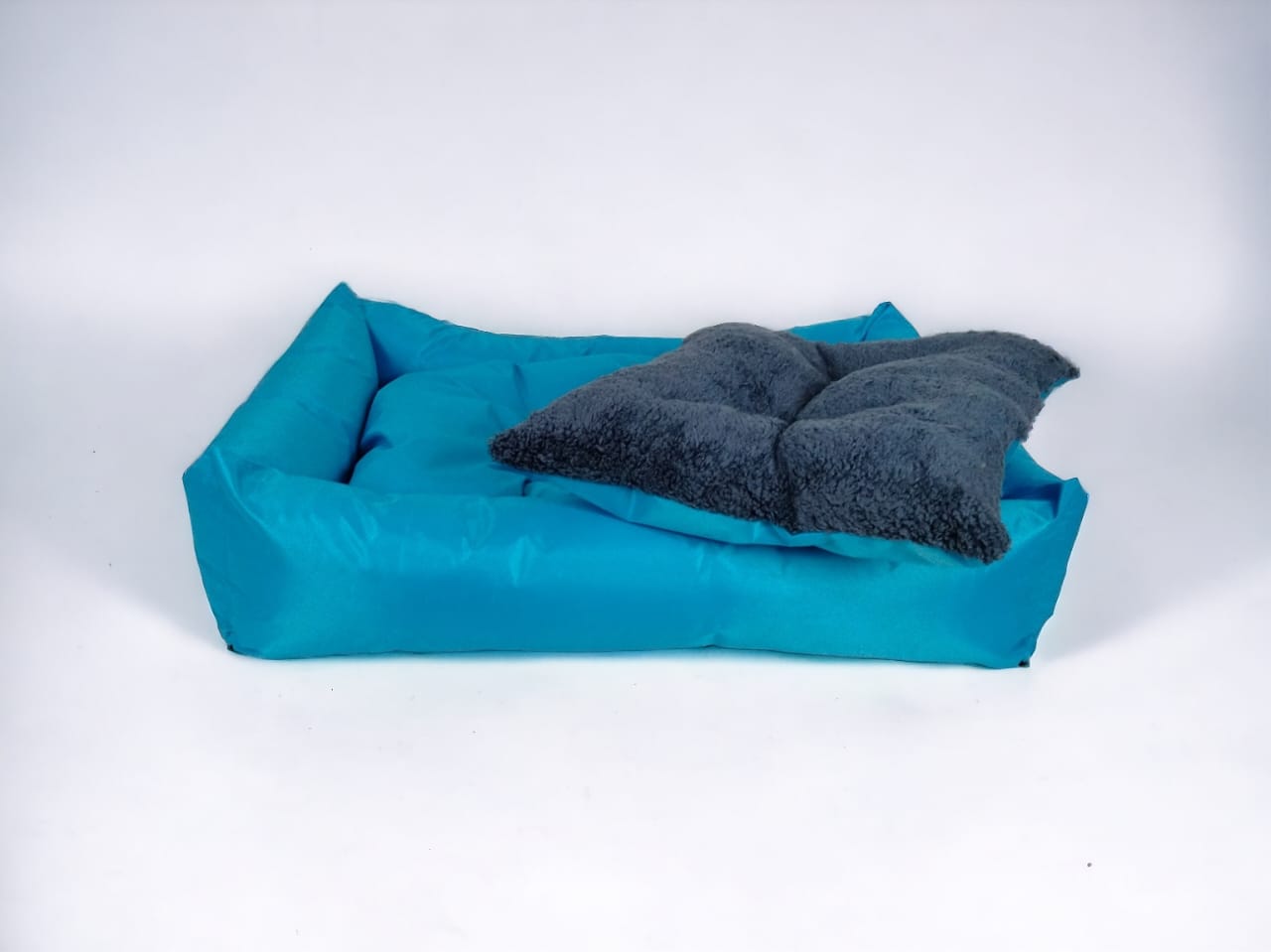 Waterproof Moda Bed